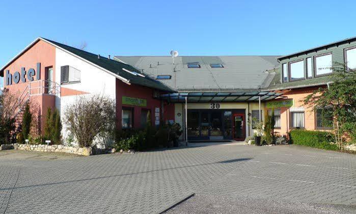 Smarthotel Ingelheim Eksteriør billede